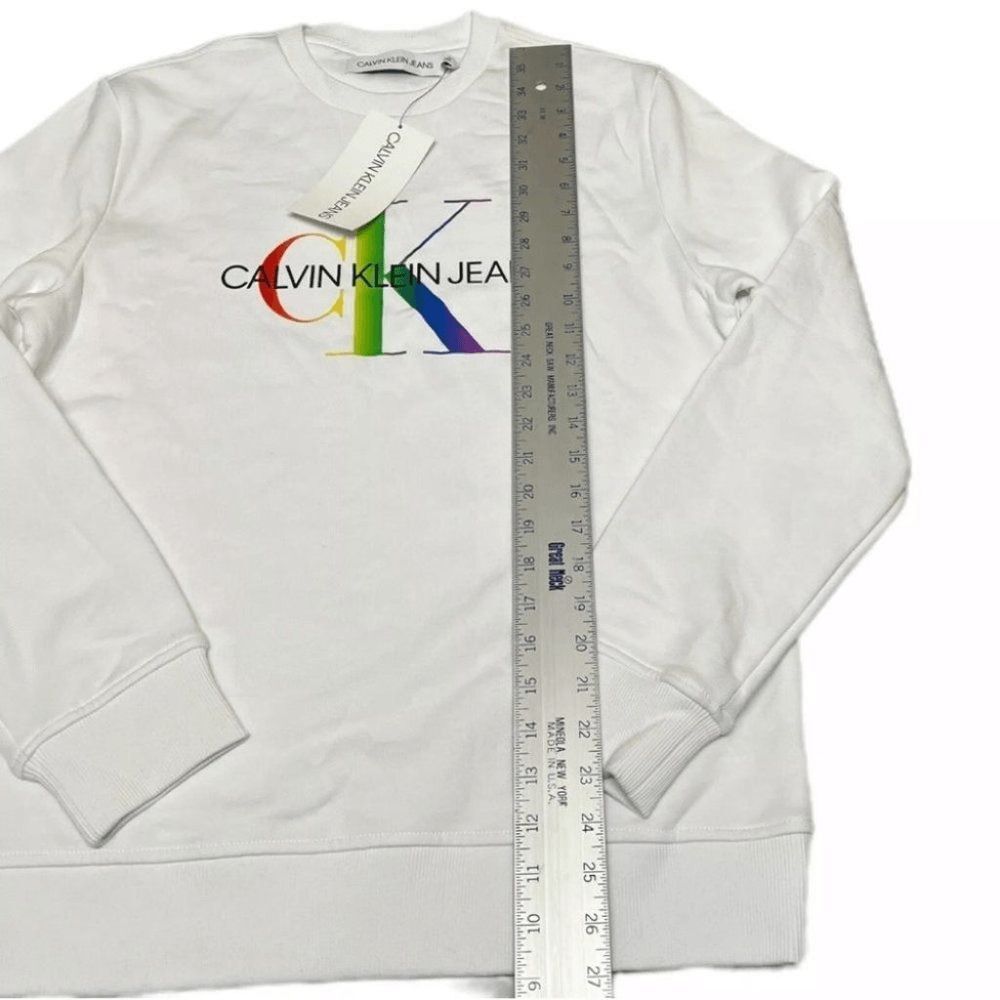 Calvin Klein Sweatshirt Mens M White Rainbow Pullover Spellout Easter Spring - Picture 3 of 9